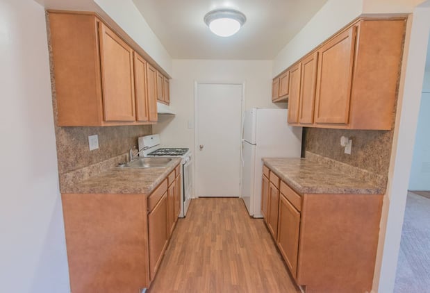 Images Middle River Townhomes