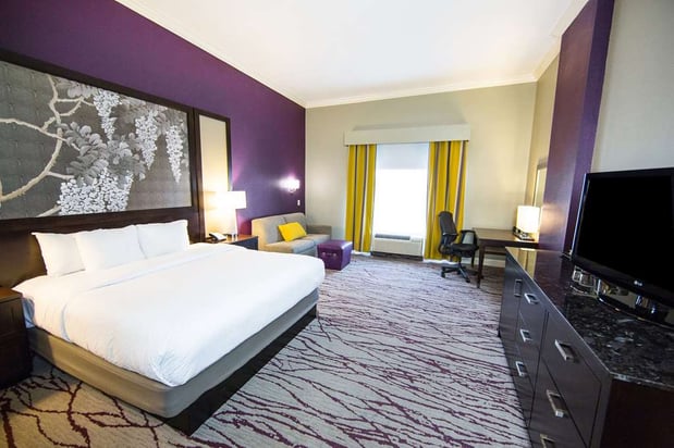 Images DoubleTree by Hilton Hotel Savannah Historic District