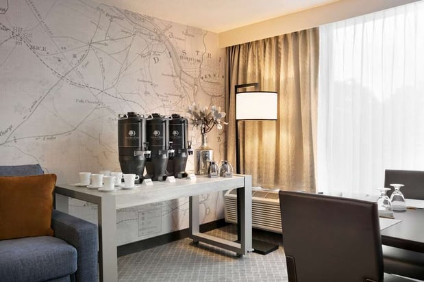 Images DoubleTree by Hilton McLean Tysons