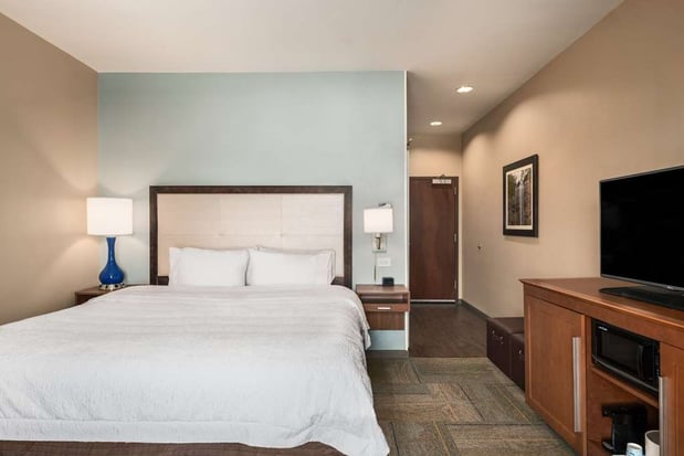 Images Hampton Inn & Suites Lavonia