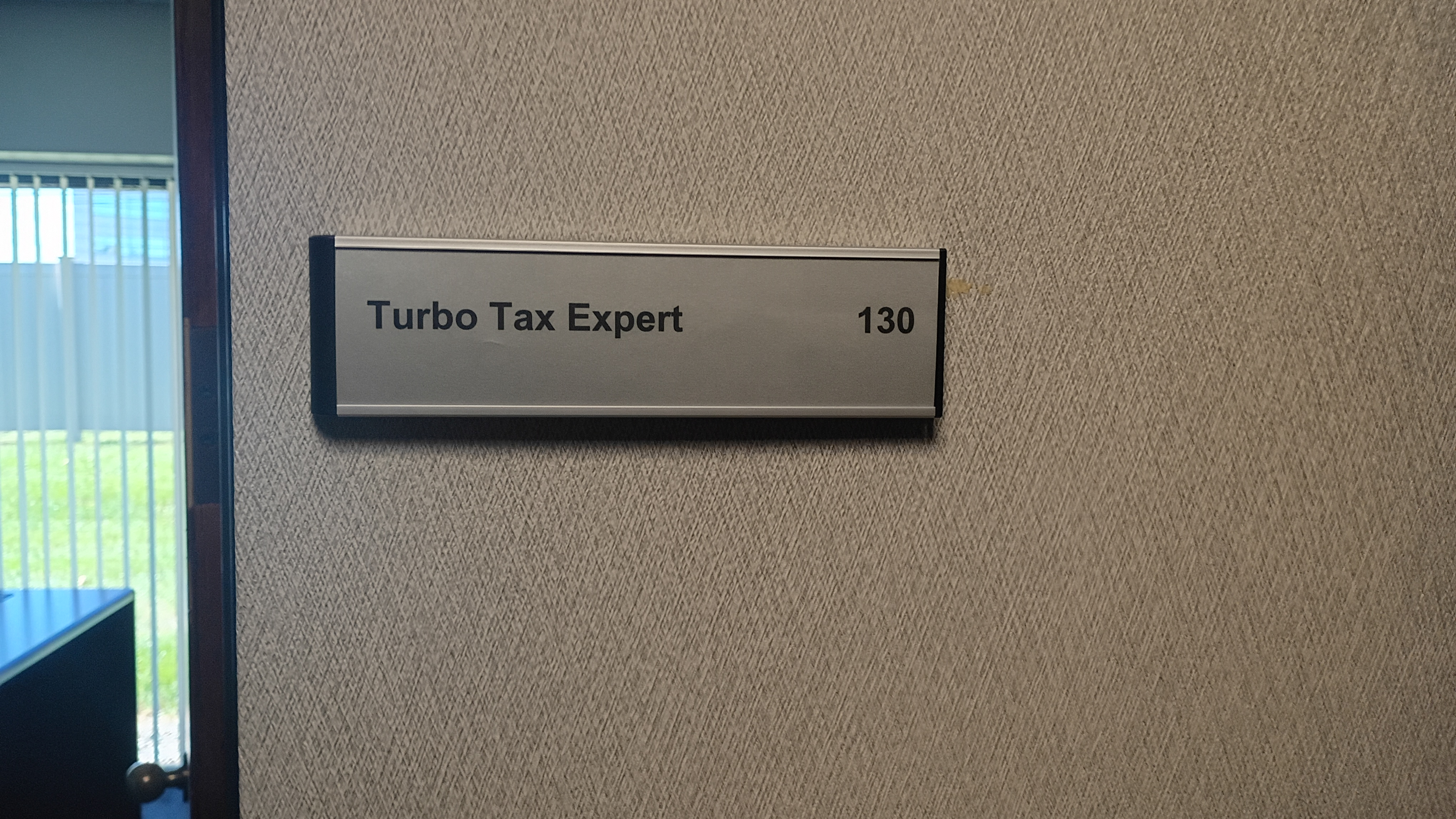 TurboTax - Big Beaver Corridor, East Big Beaver Road, Troy Image