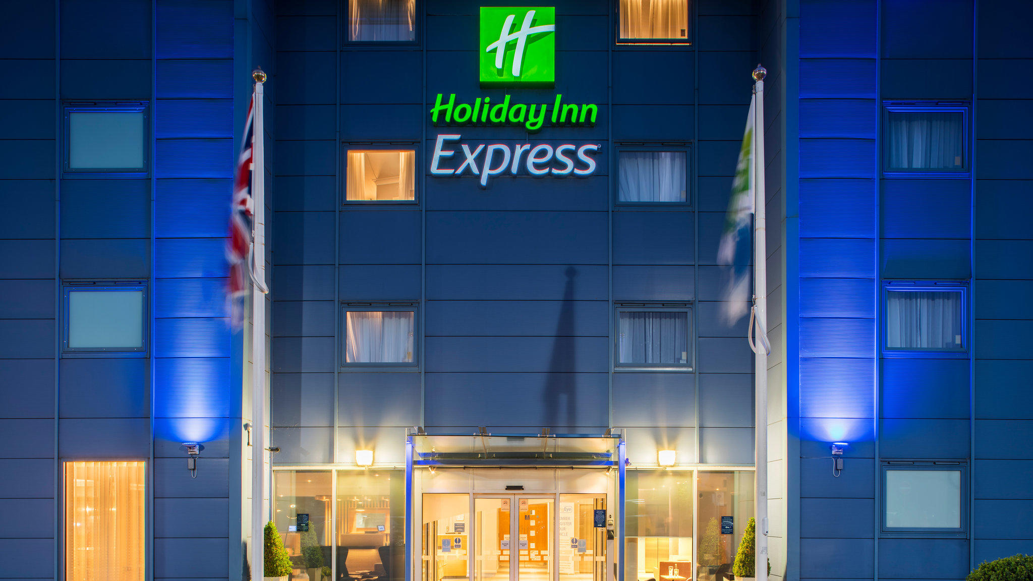 Images Holiday Inn Express Oxford - Kassam Stadium, an IHG Hotel