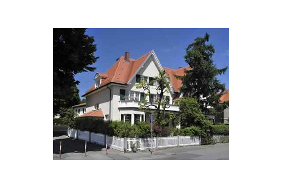 Fa. Groß Bausanierung, Longuyoner Straße 17 in Pirna