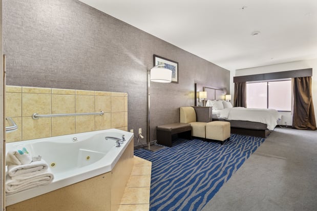 Images Holiday Inn Express & Suites Barstow-Outlet Center by IHG