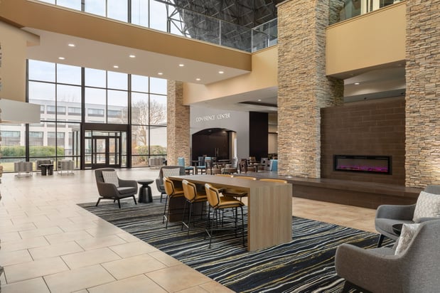 Images Holiday Inn Virginia Beach - Norfolk by IHG