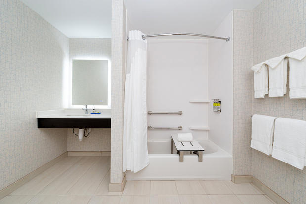 Images Holiday Inn Express & Suites Romeoville - Joliet North by IHG