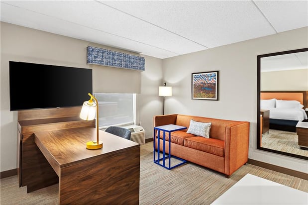 Images Hampton Inn & Suites Bolingbrook