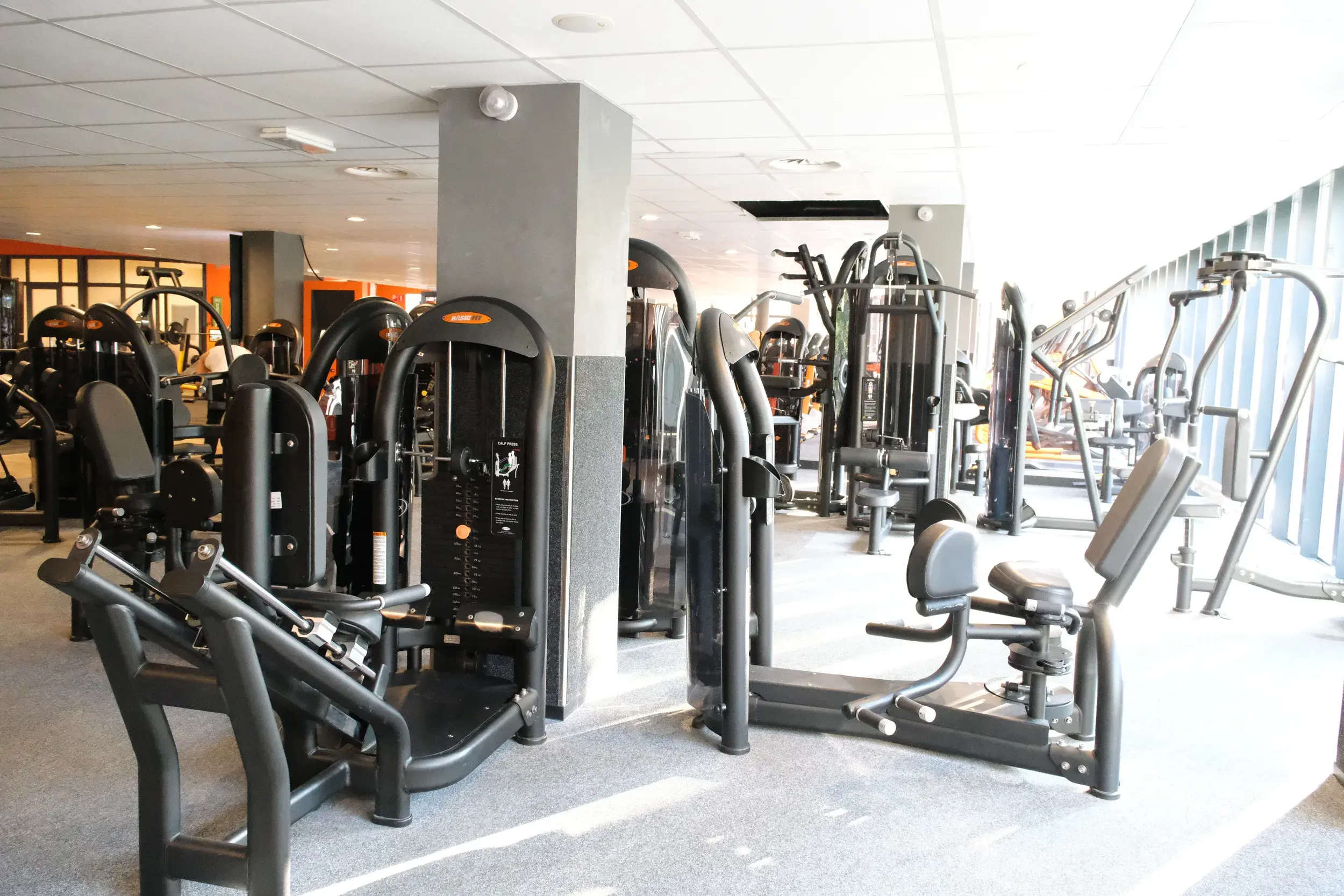 Foto's Basic-Fit 24/7