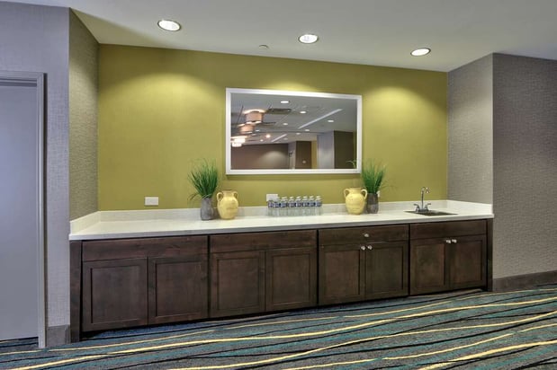 Images Hampton Inn & Suites Albuquerque Airport