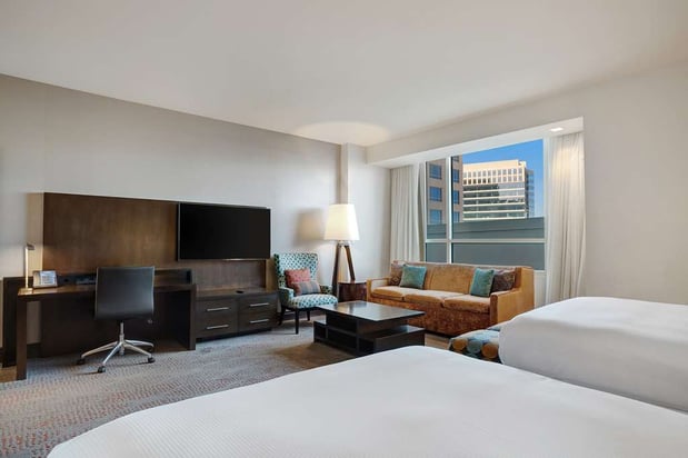 Images Hilton Dallas/Plano Granite Park