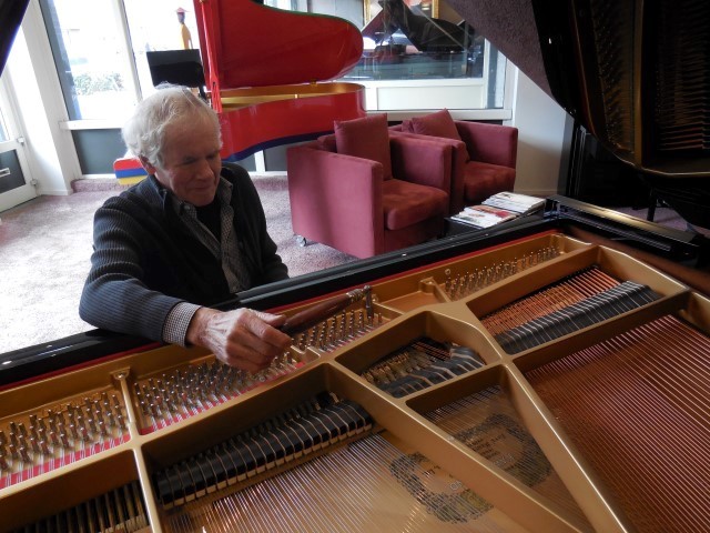 Foto's Piano's Vleugels Reijnen BV