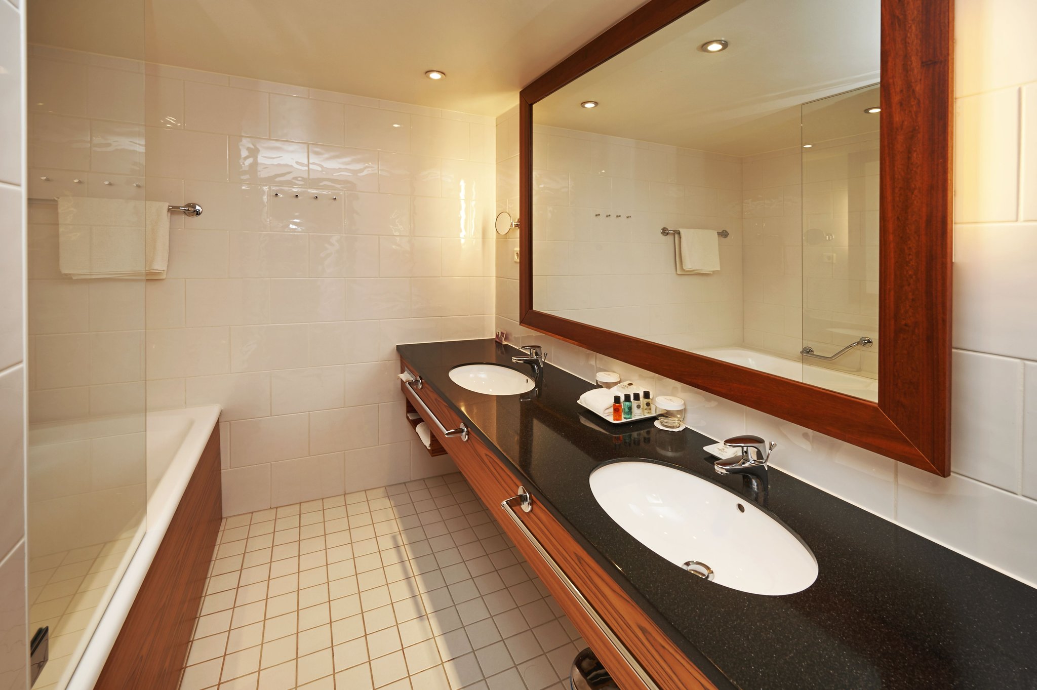 Images Crowne Plaza Helsinki - Hesperia by IHG