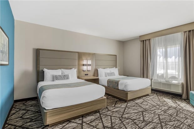 Images Best Western Plus Mid County