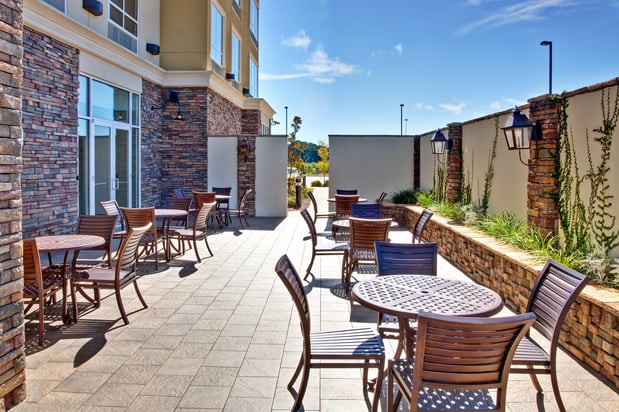 Images Holiday Inn Pearl - Jackson Area by IHG