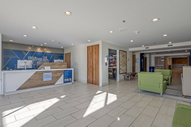 Images Holiday Inn Express & Suites Torrington by IHG