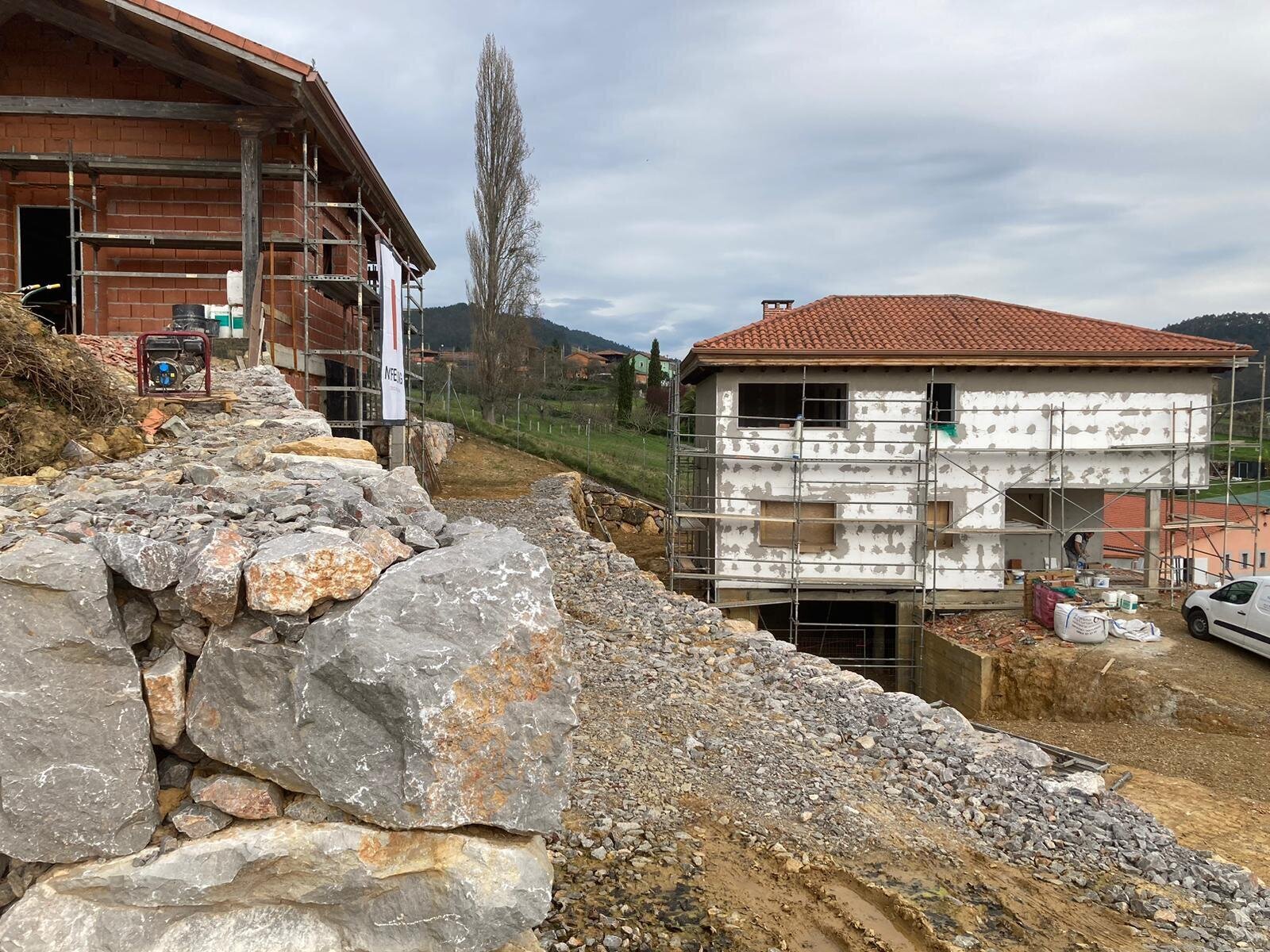 Images Pavimentos Continuos & Soluciones para la Humedad