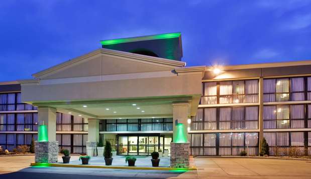 Images SureStay Plus Hotel By Best Western Kansas City Northeast