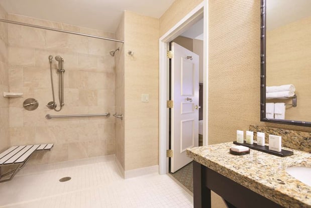 Images Embassy Suites by Hilton Savannah Historic District