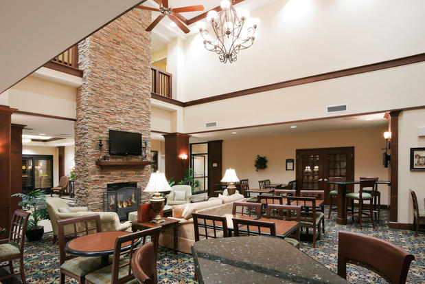 Images Staybridge Suites Lafayette-Airport by IHG