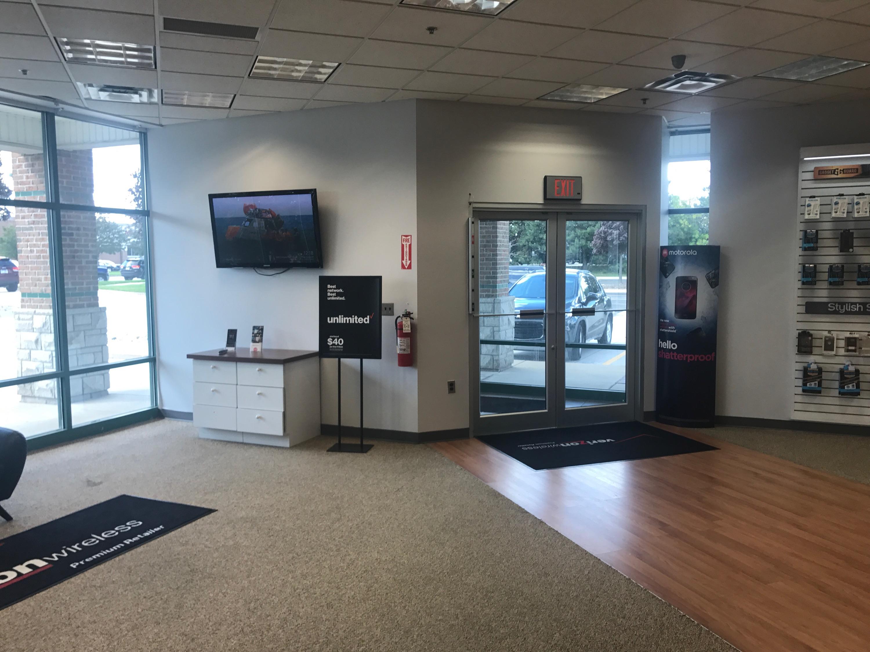 Verizon Authorized Retailer – GoWireless Photo