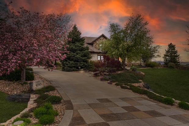 Images Compass: Kiki Kidder and Brad Thomas, Realtors