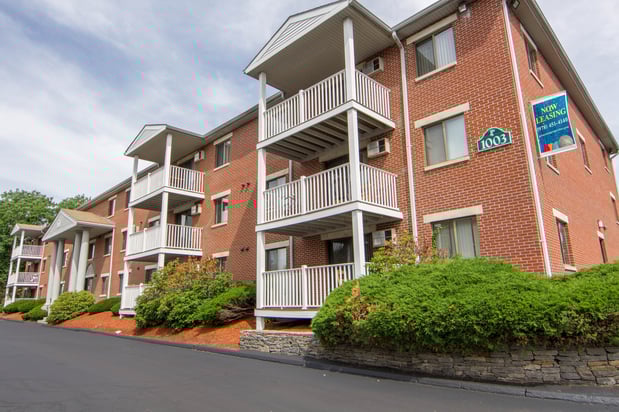Images Westford Park Apartments