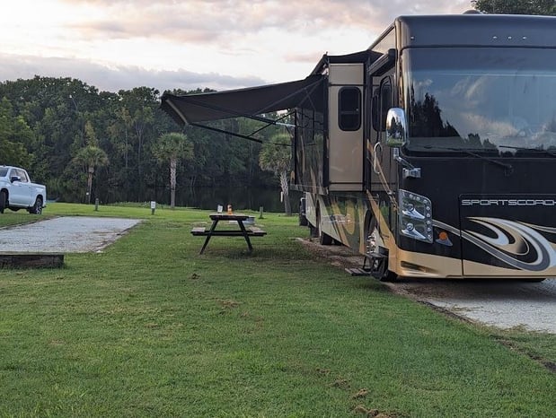 Images Bells Marina & Resort