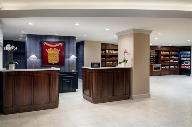 Images Hilton Orrington/Evanston