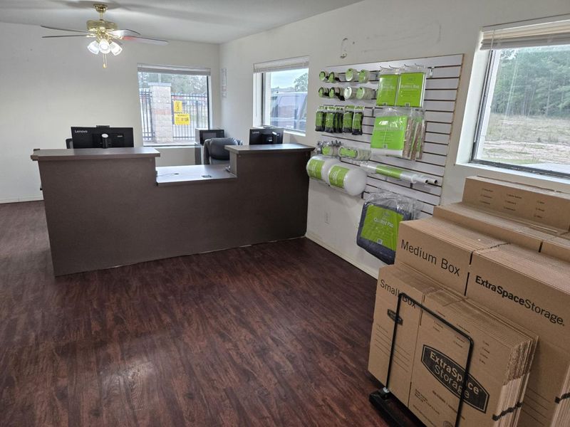 Extra Space Storage Image