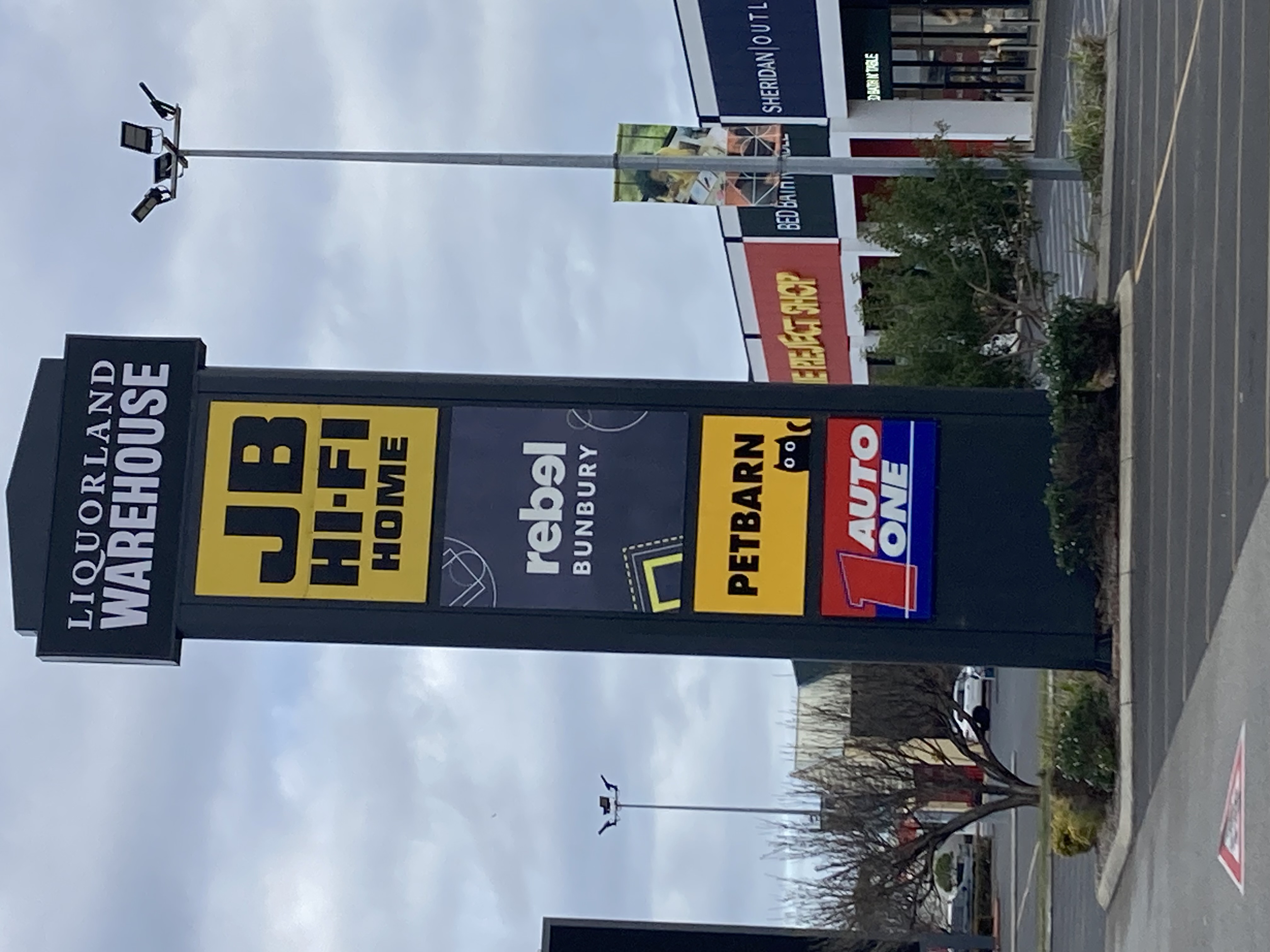 Images Liquorland Warehouse Bunbury Strickland St