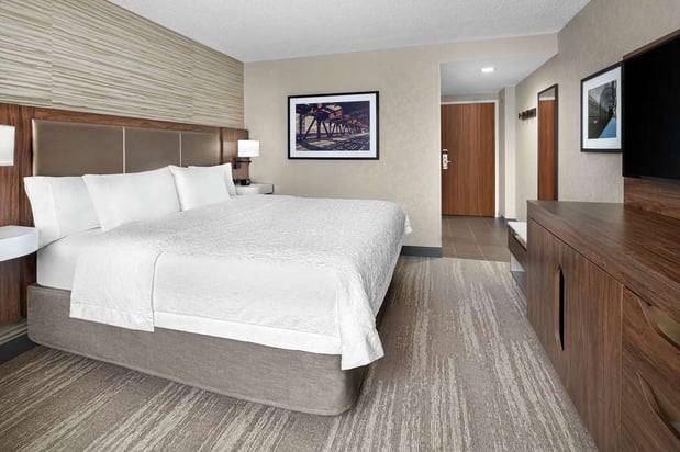 Images Hampton Inn & Suites Chicago-Downtown