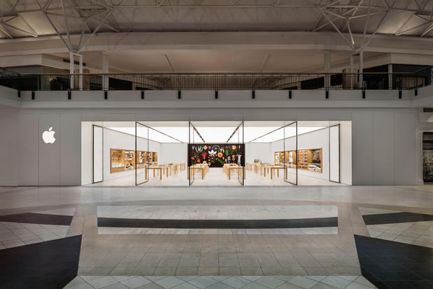 Images Apple The Woodlands