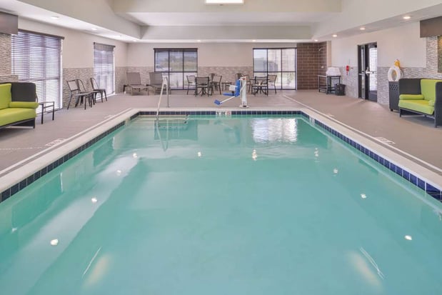 Images Hampton Inn & Suites Altoona-Des Moines