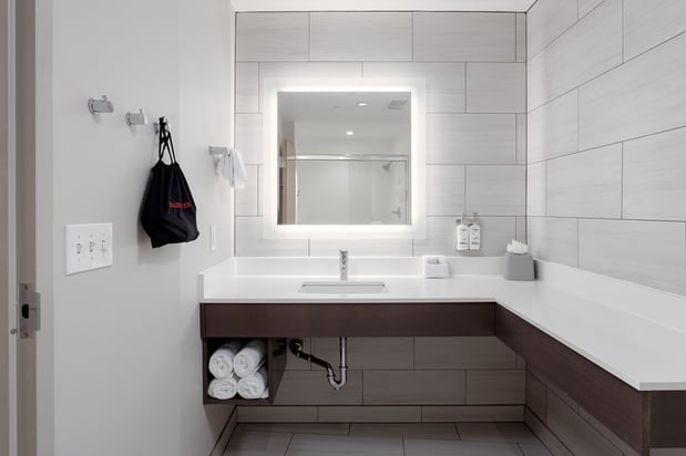 Images Holiday Inn Express Pensacola Beach by IHG