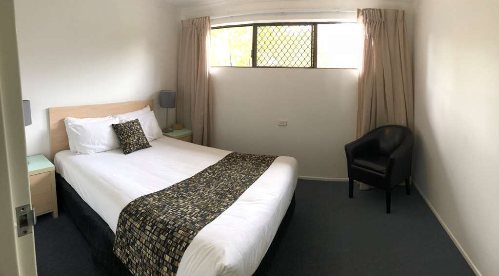 One Bedroom Apartment - Bedroom Best Western Ipswich Ipswich (07) 3202 3111