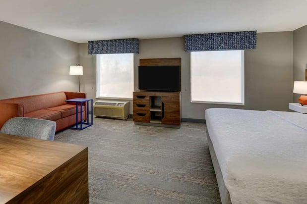 Images Hampton Inn & Suites St. Louis-Edwardsville