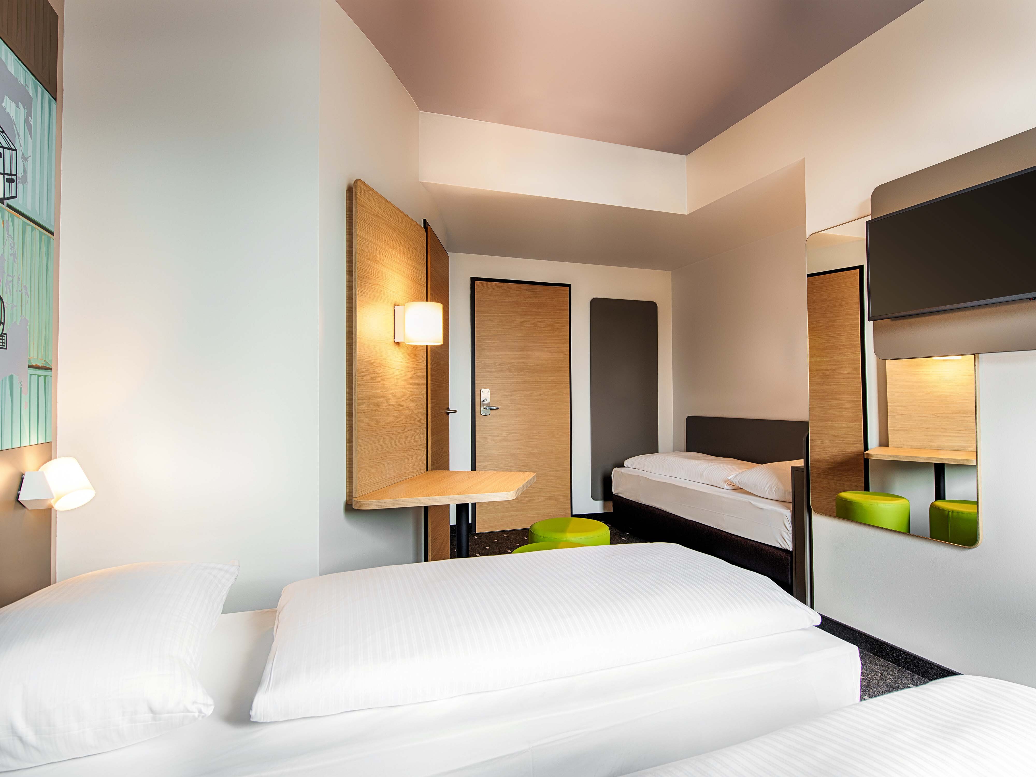 Bilder B&B HOTEL Stuttgart-Neckarhafen