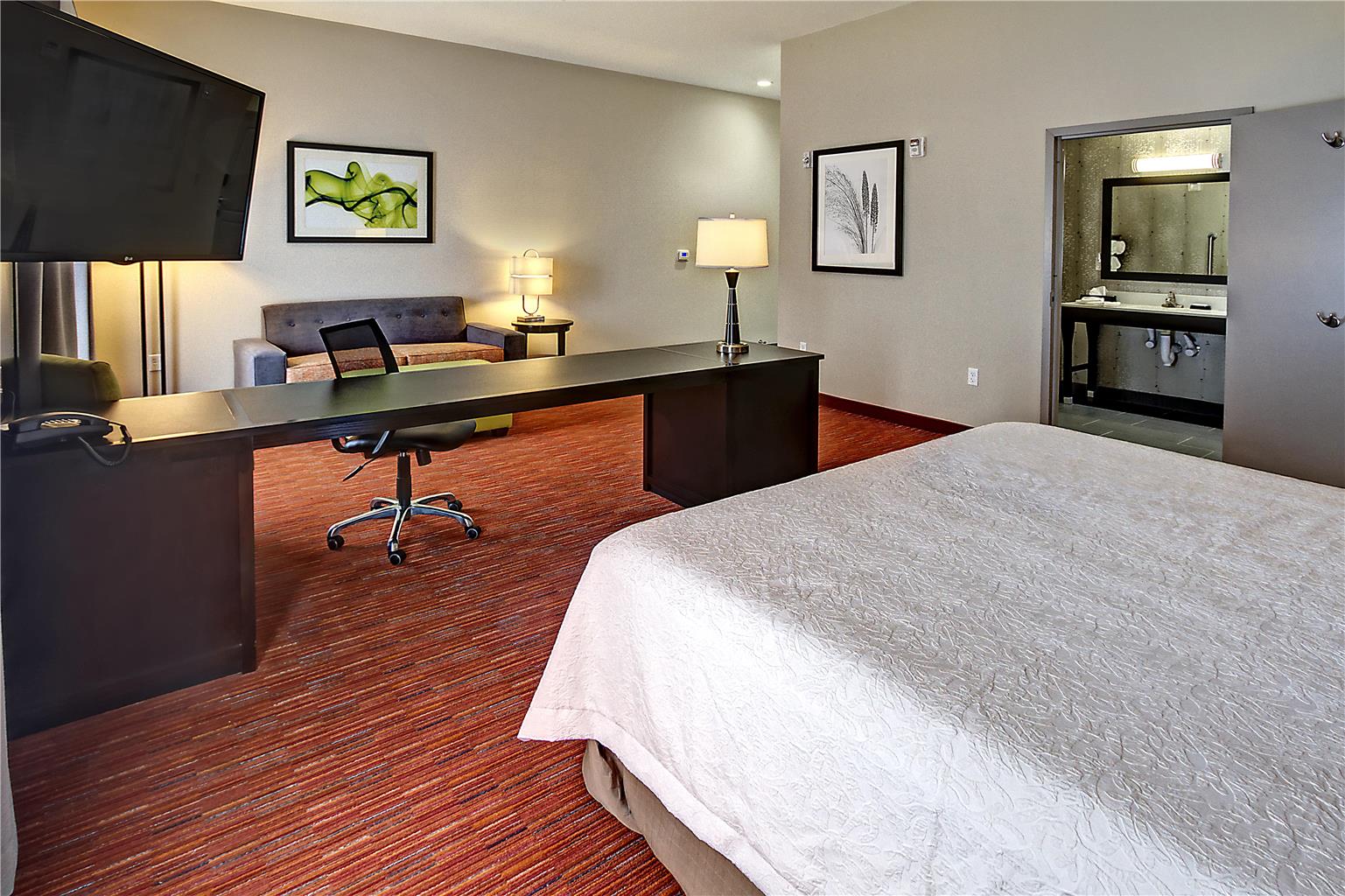 Guest room