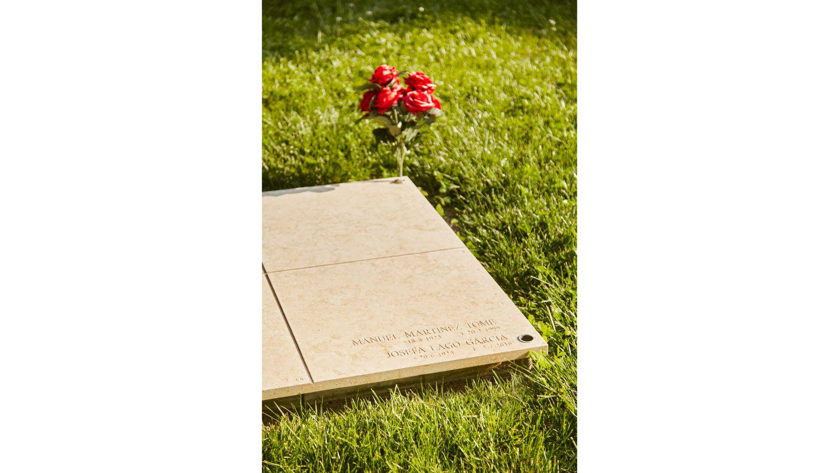 Cementiri Comarcal Roques Blanques 64