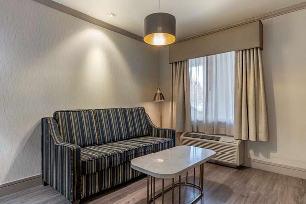 Images Best Western Plus Executive Suites