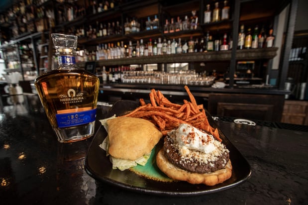 Images Hotel Indigo Silverthorne by IHG