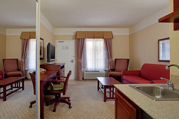 Images Holiday Inn Express & Suites San Dimas by IHG