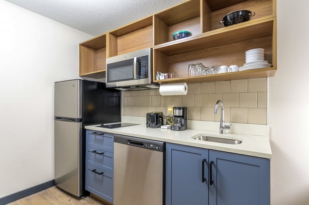 Images Candlewood Suites Southfield - Detroit by IHG