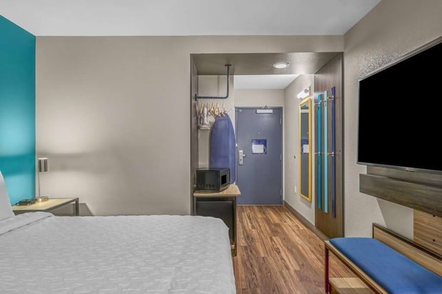 Images Tru by Hilton Lathrop