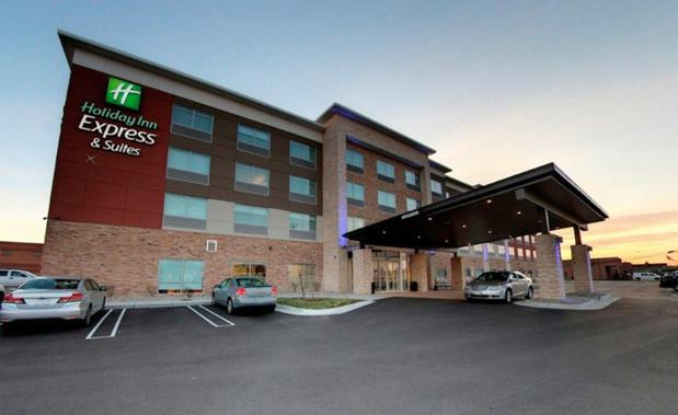 Images Holiday Inn Express & Suites Detroit North - Roseville by IHG