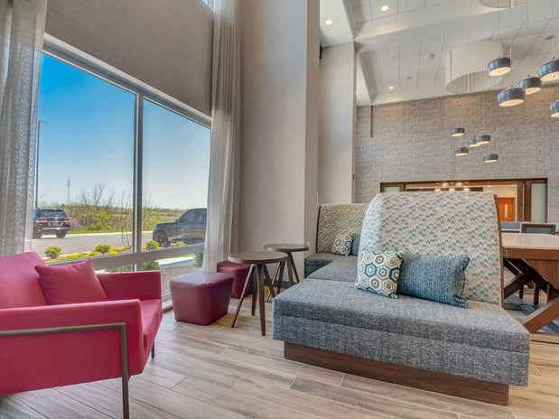 Images Hampton Inn and Suites Williamstown Ark Encounter
