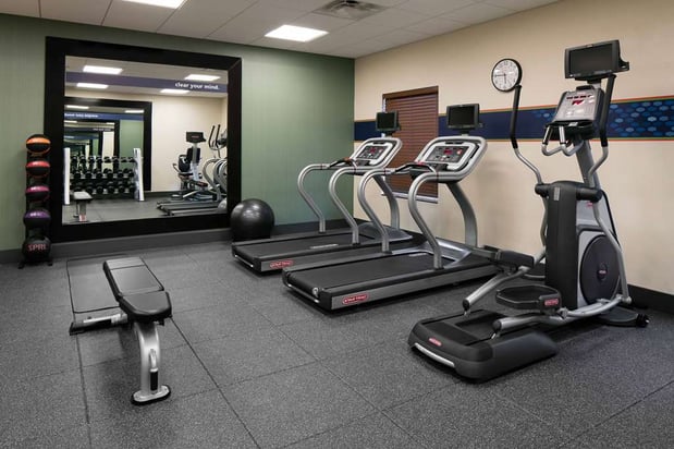 Images Hampton Inn & Suites Hudson