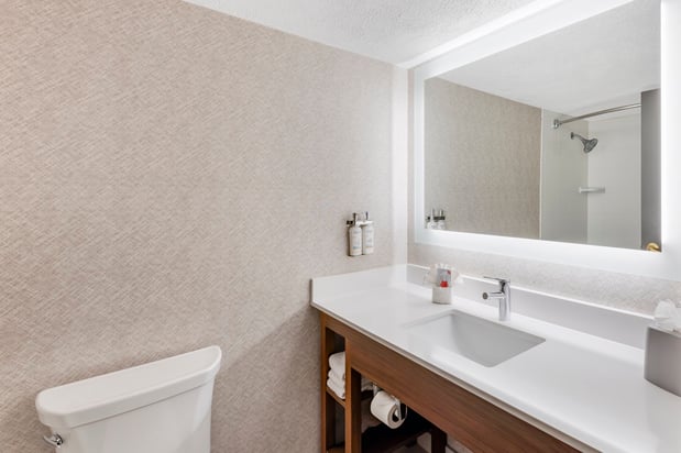 Images Holiday Inn Express Chicago-Downers Grove by IHG