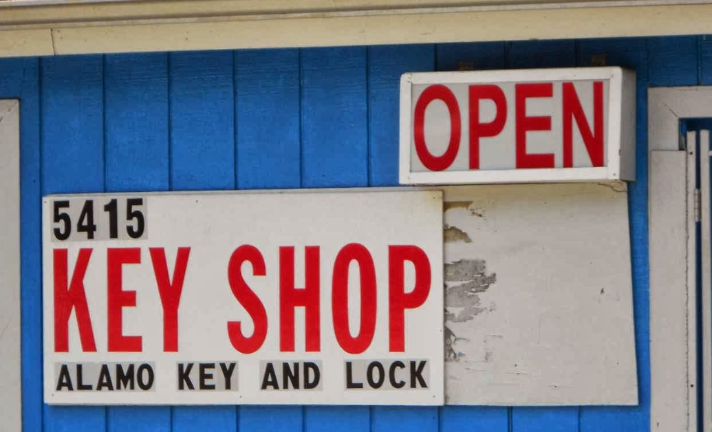 Image 4 | Alamo key & lock