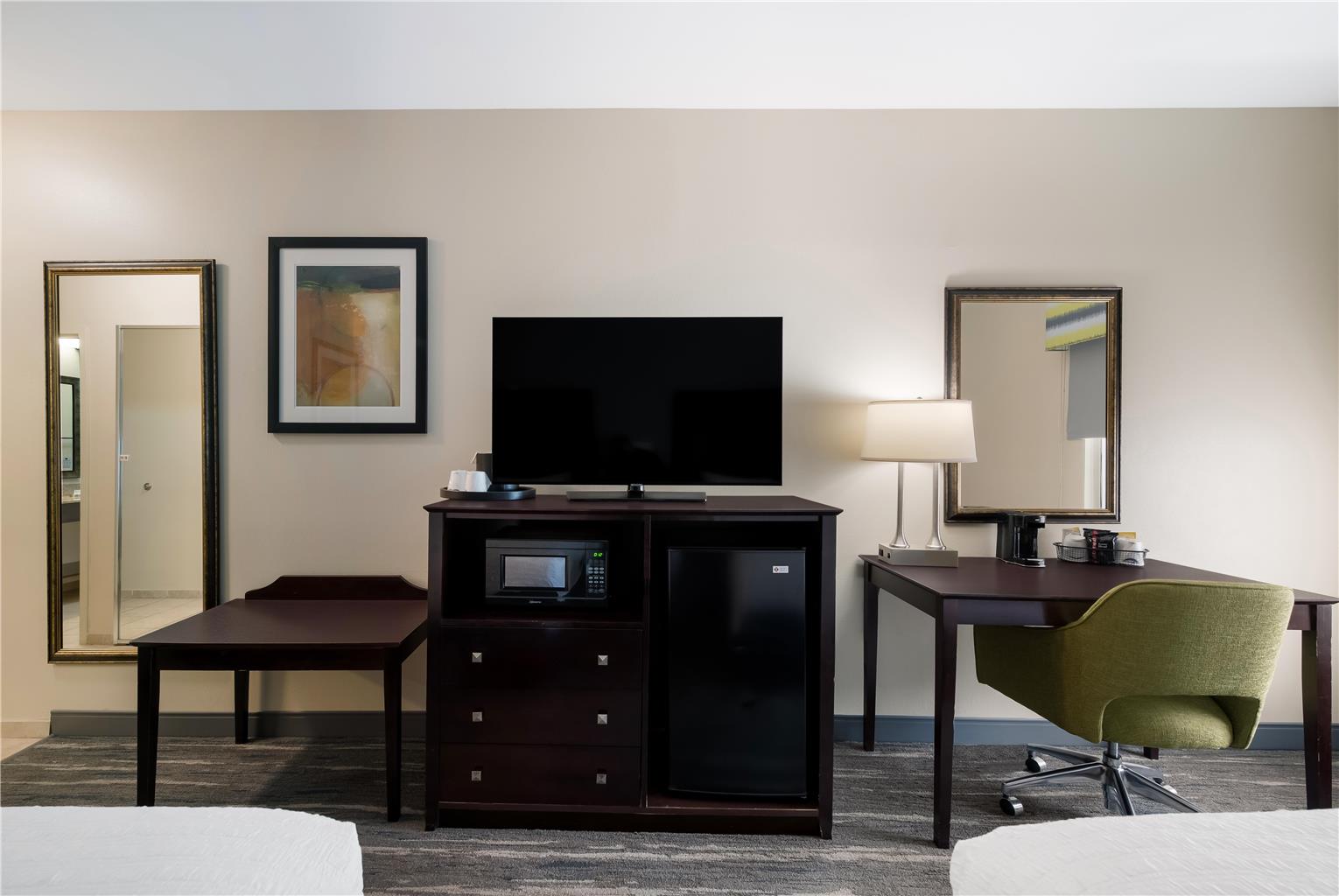 Guest room